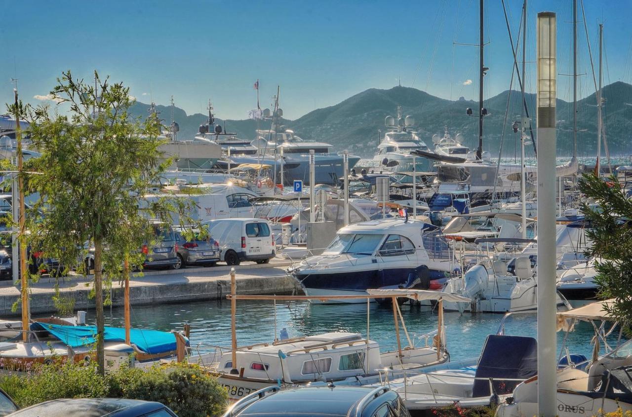 Jul - Studette - Croisette - Vca *